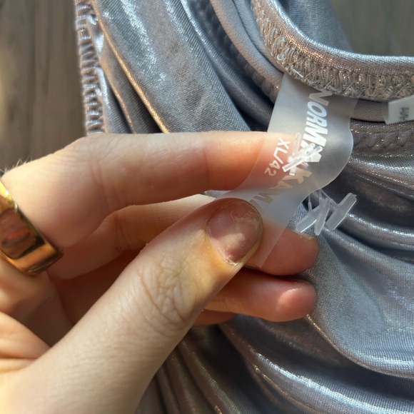 NORMA KAMALI Diana One-Shoulder Fishtail Gown Silver - Picture 8 of 11